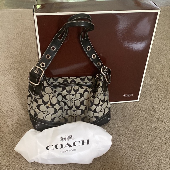 Coach Print Black Handbag - Picture 2 of 4